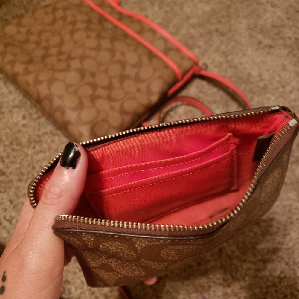 Coach purse/wallet